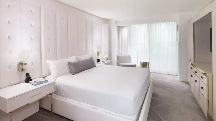 W Premier King Suite 